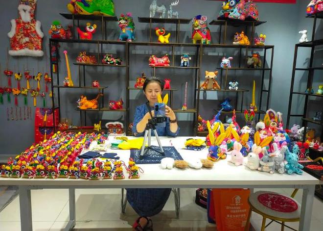 購(gòu)購(gòu)購(gòu)！巾幗好品等你來(lái)——專業(yè)會(huì)議及展覽服務(wù)助力女性創(chuàng)業(yè)